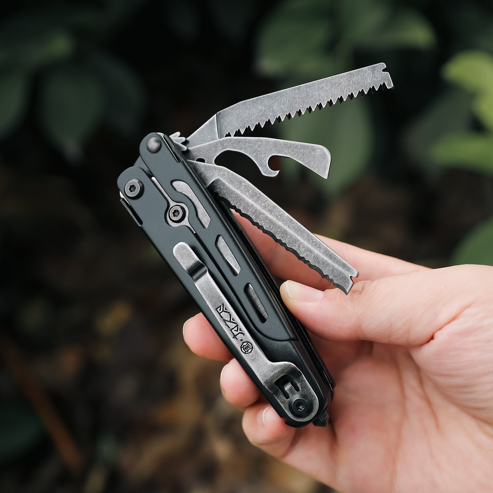 MT-73 Survival Multitool – Specialized Field Tools – XHandle